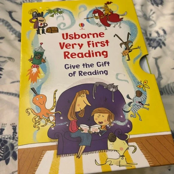 Usborne very first reading collection - Picture 1 of 5